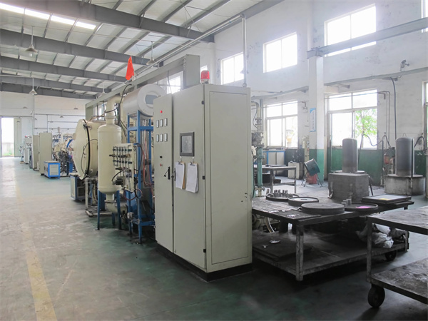 Bengkel pangolahan alat CNC Shenyang Xinfa (3)